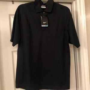 Nike men’s small black polo shirt